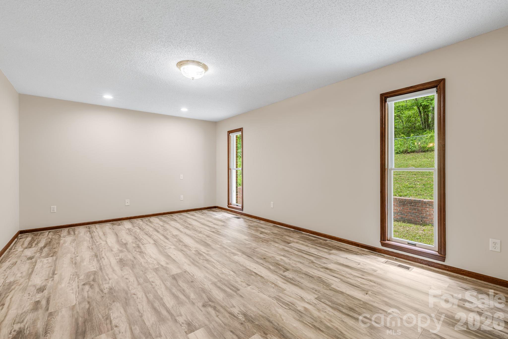 35 Byrd Road Candler NC 28715