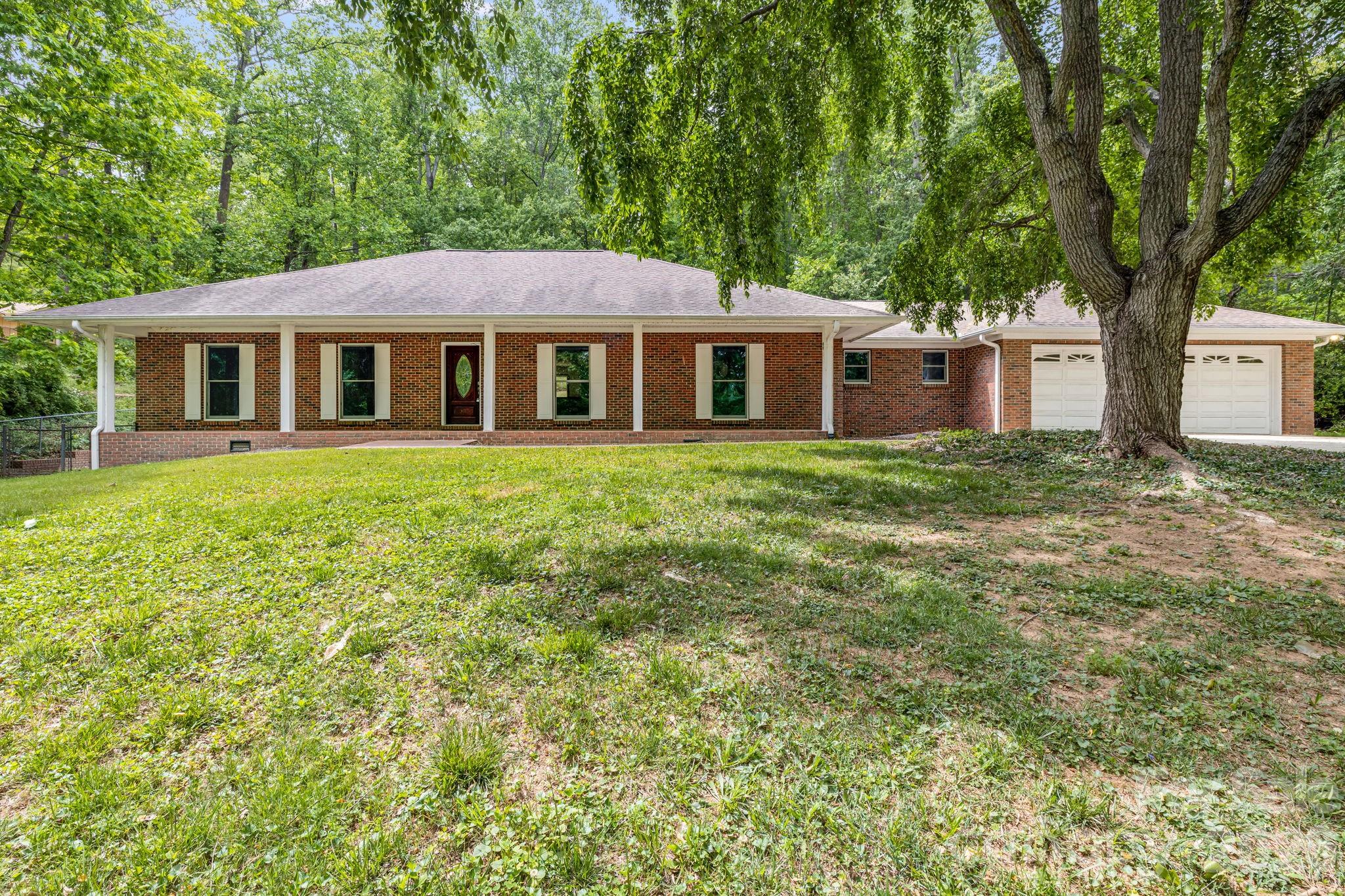 35 Byrd Road Candler NC 28715