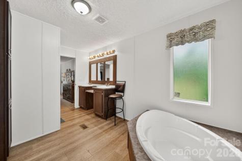 6956 Jamestowne Road Lancaster SC 29720