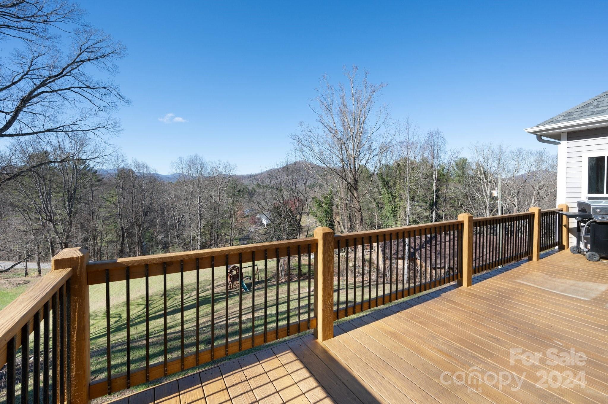 67 Cairens Ridge Drive Mills River NC 28759
