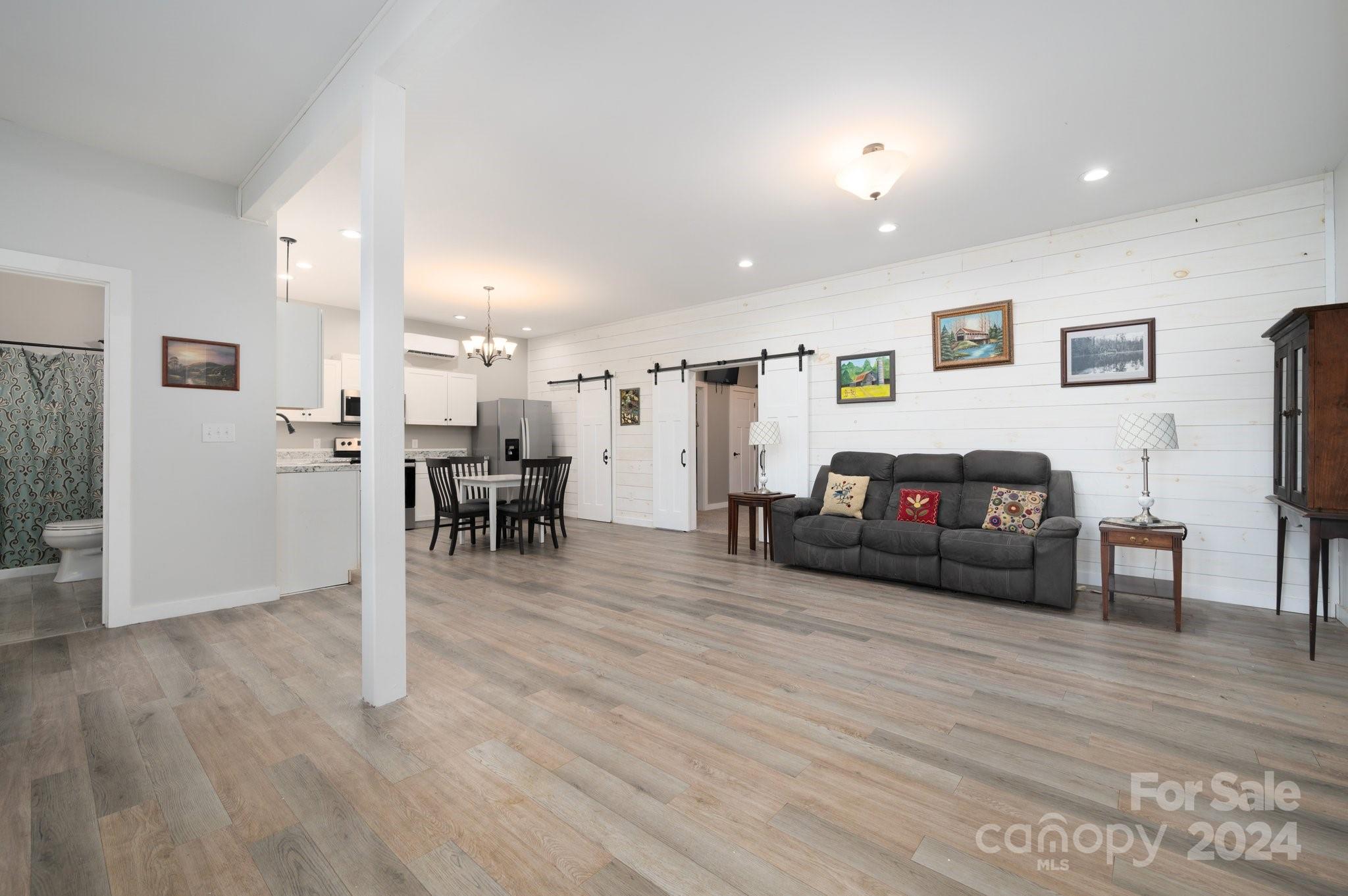 67 Cairens Ridge Drive Mills River NC 28759