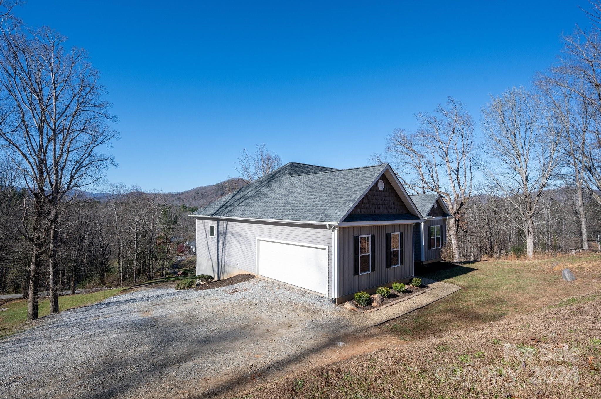 67 Cairens Ridge Drive Mills River NC 28759