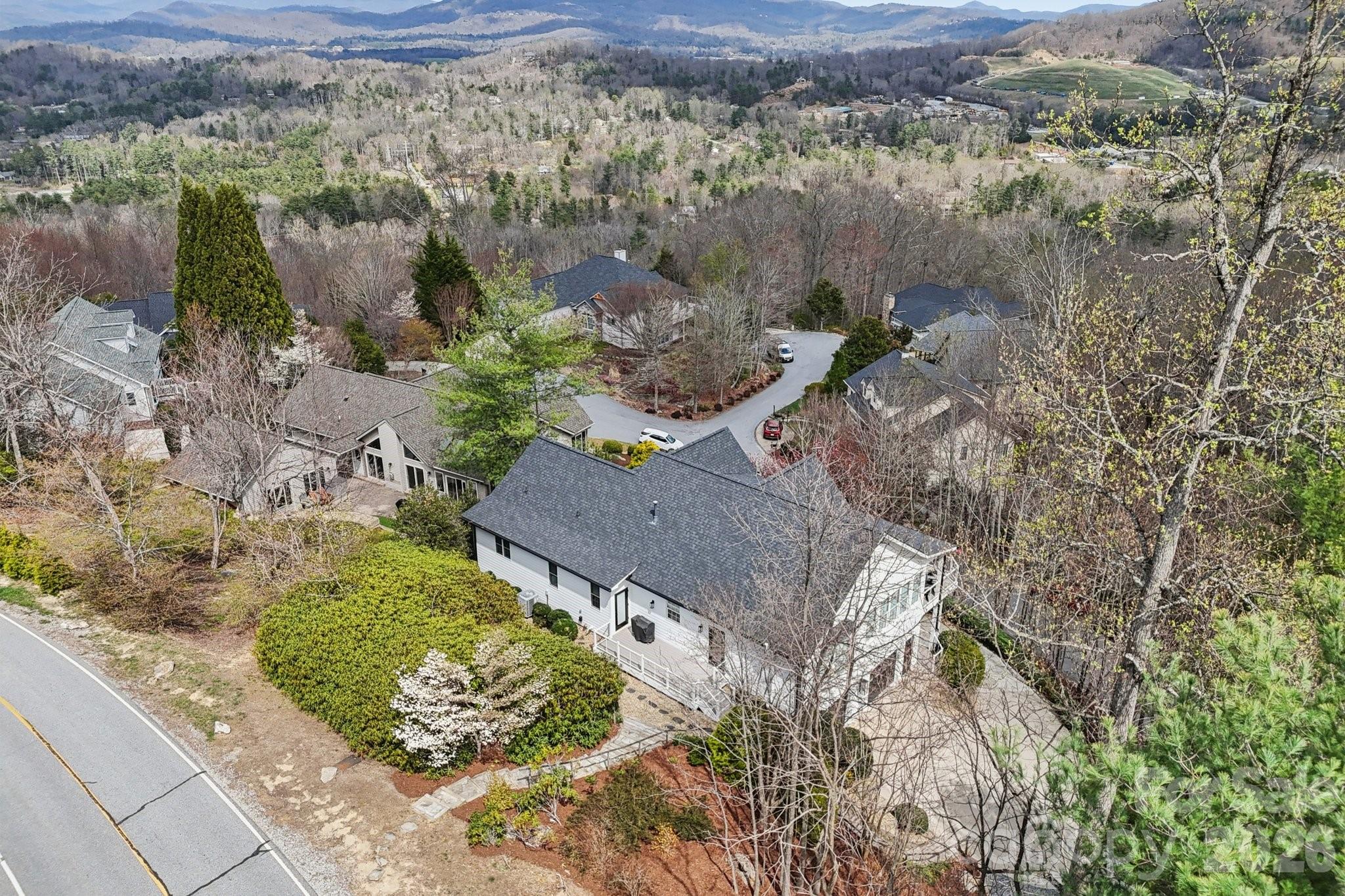 1409 Woodsong Drive Hendersonville NC 28791