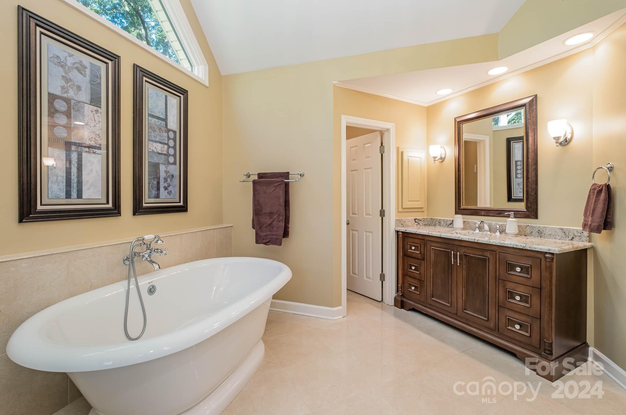 2825 Hampton Glen Court Matthews NC 28105