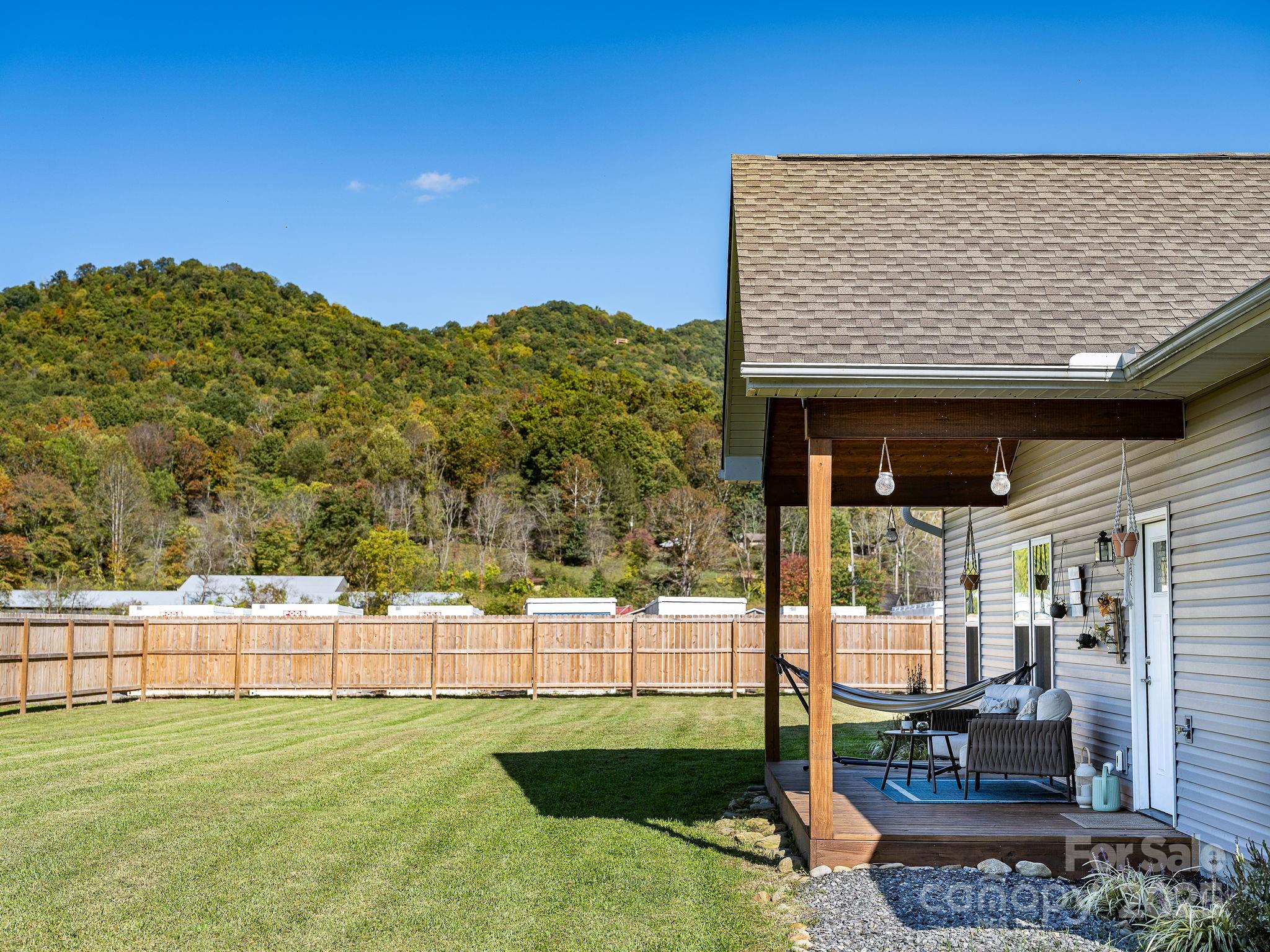41 Utah Mountain Road Waynesville NC 28785