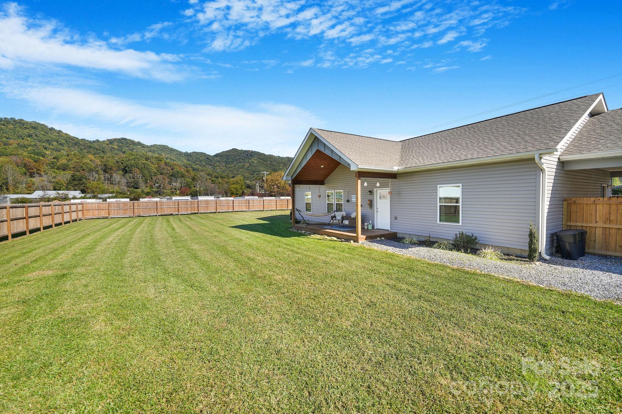 41 Utah Mountain Road Waynesville NC 28785