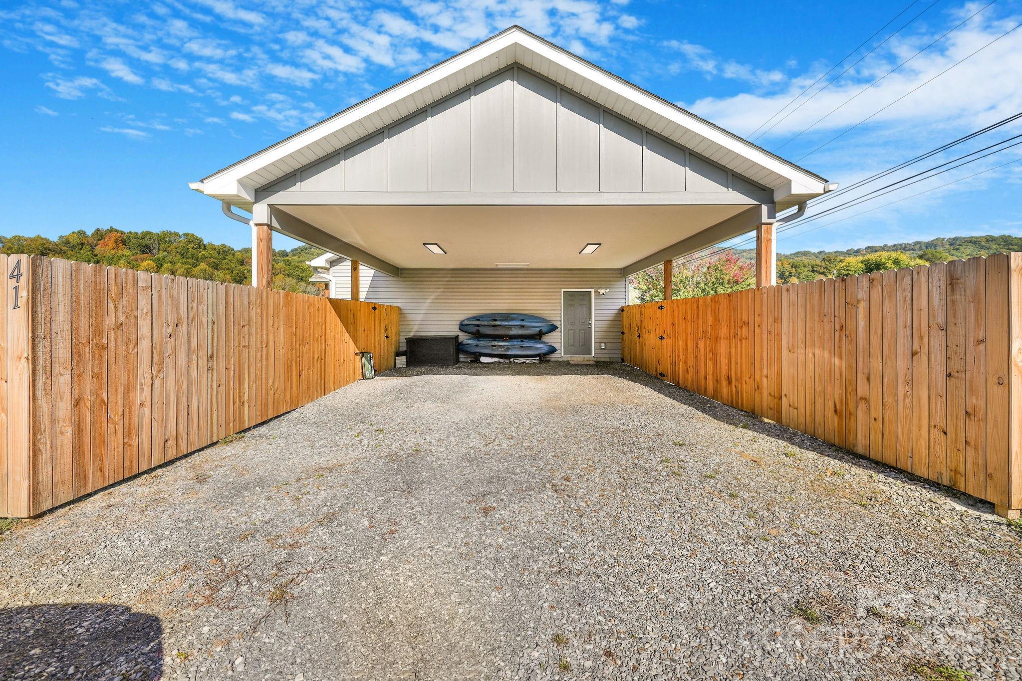 41 Utah Mountain Road Waynesville NC 28785