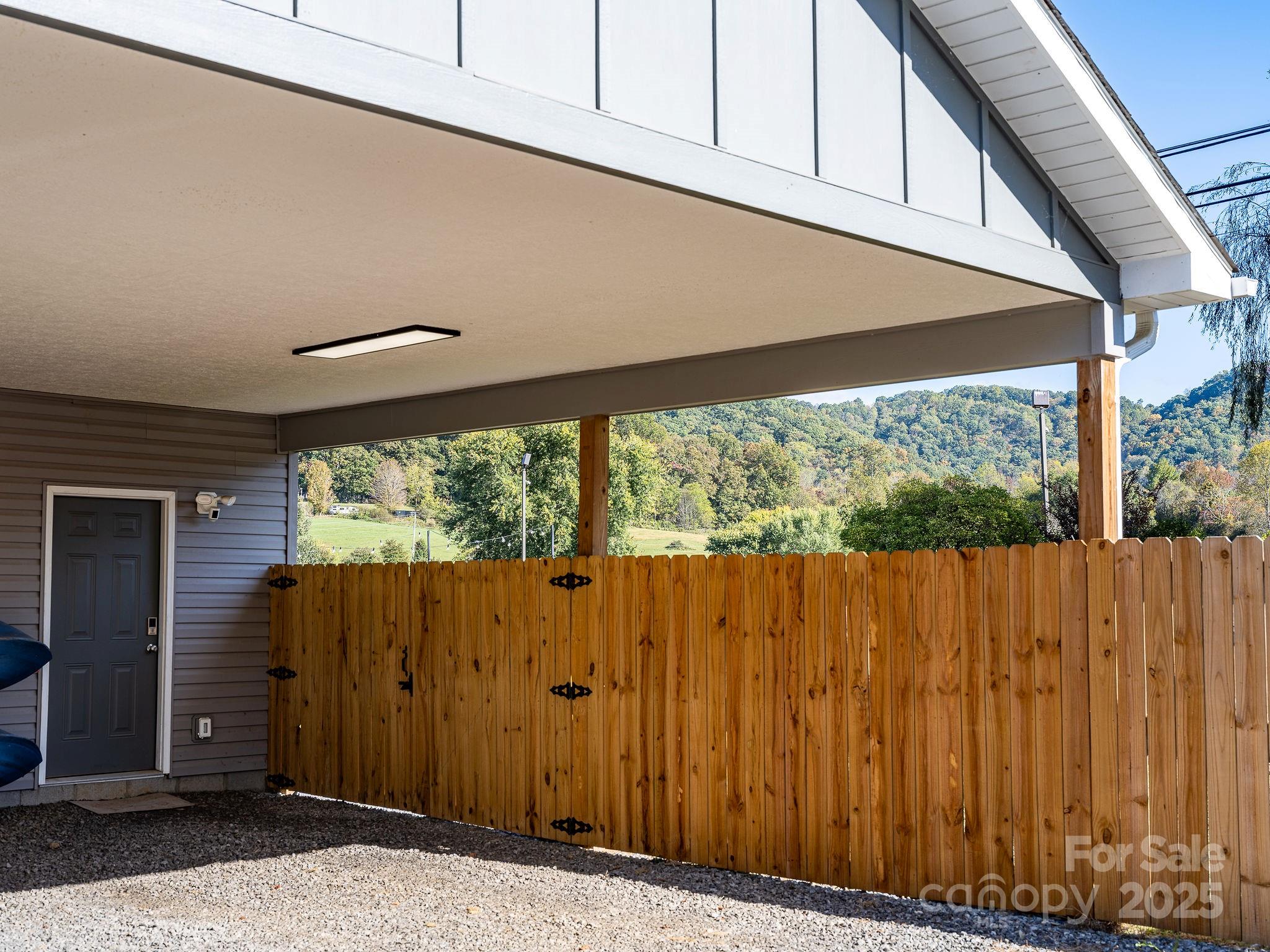 41 Utah Mountain Road Waynesville NC 28785