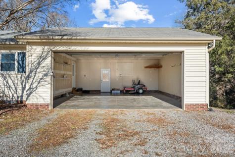 6200 Starlight Drive Concord NC 28027