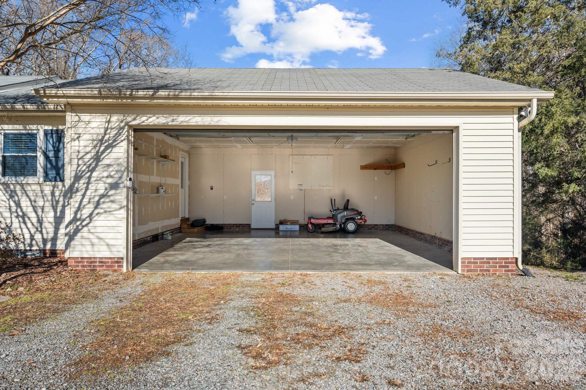6200 Starlight Drive Concord NC 28027