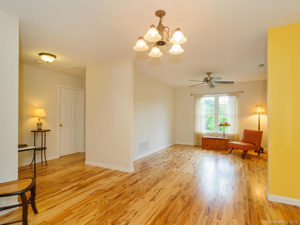26 Jefferson Drive Asheville NC 28801