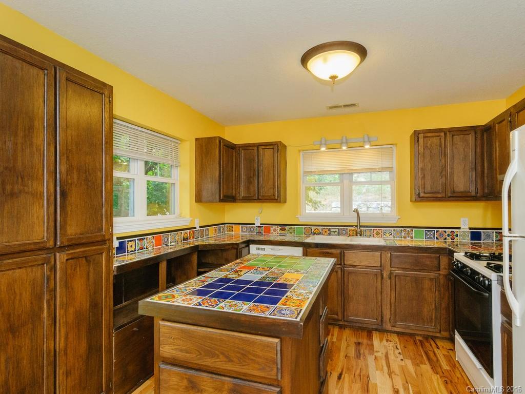 26 Jefferson Drive Asheville NC 28801