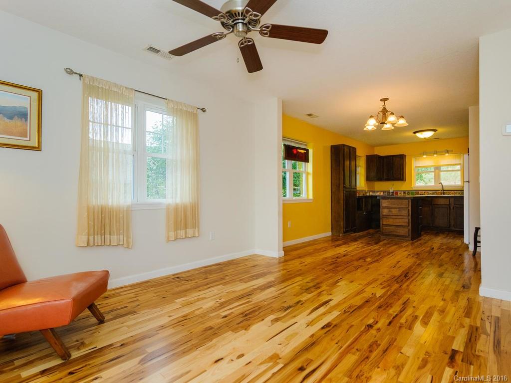 26 Jefferson Drive Asheville NC 28801