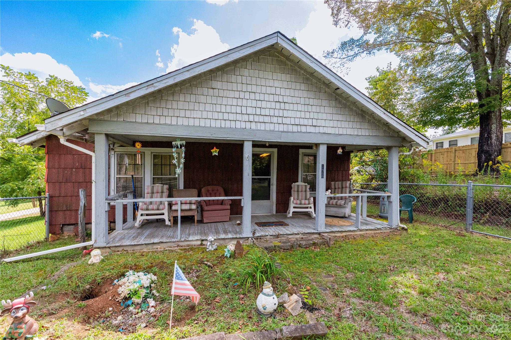 174 Cedar Hill Road Asheville NC 28806