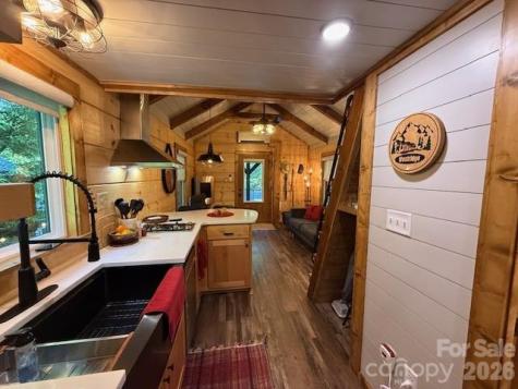 26 S Cumberland Drive Lake Toxaway NC 28747