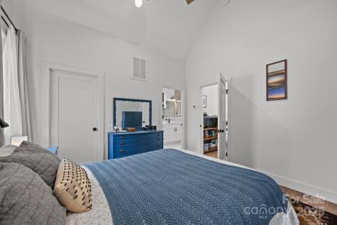 104 Deaver Street Asheville NC 28806