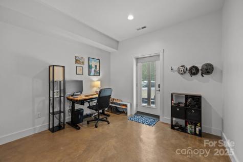 104 Deaver Street Asheville NC 28806