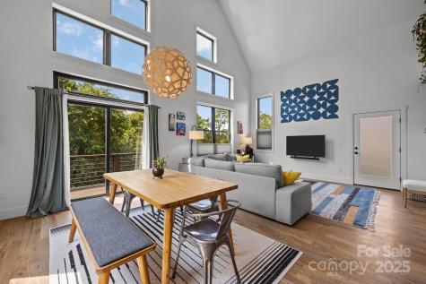 104 Deaver Street Asheville NC 28806