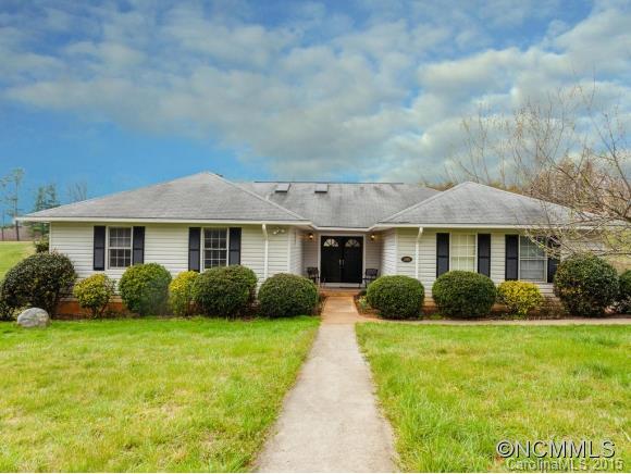 104 Hampton Road Leicester NC 28748