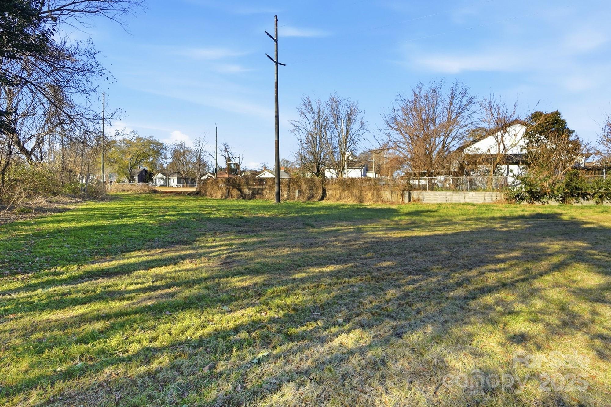 1015 W 6th Avenue B Avenue Gastonia NC 28052
