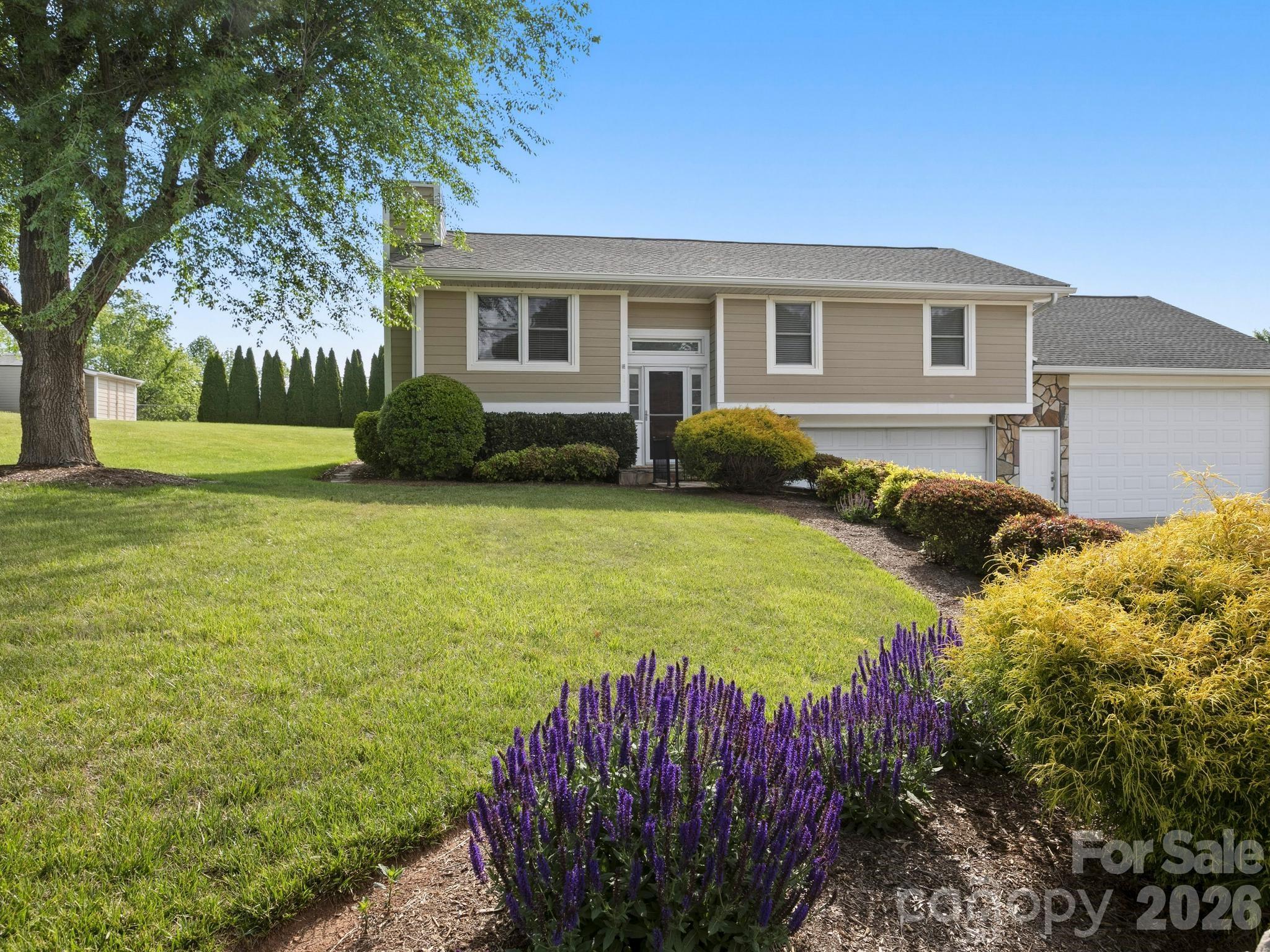 3 Fieldcrest Drive Candler NC 28715