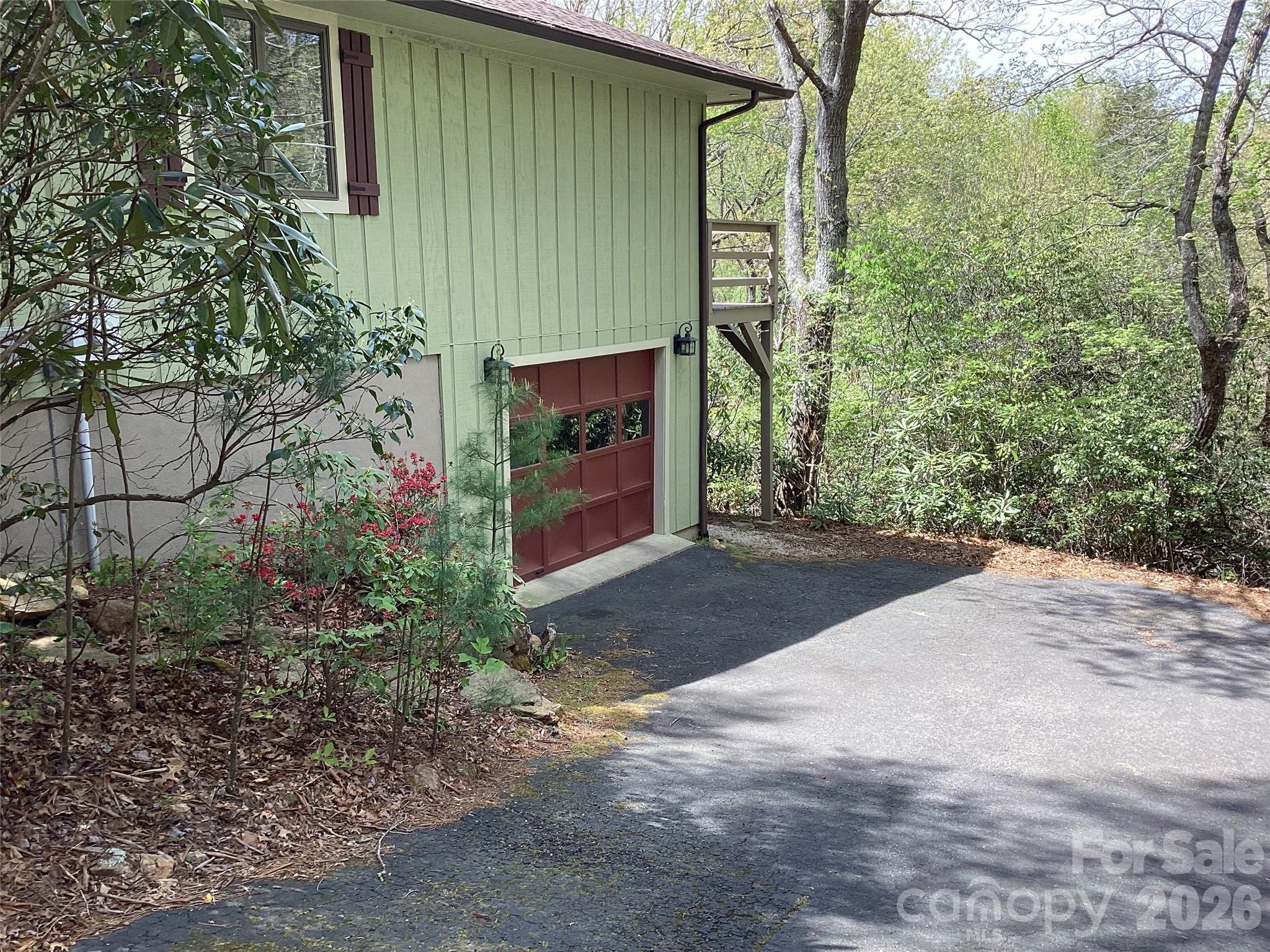 31 Rhododendron Road Black Mountain NC 28711