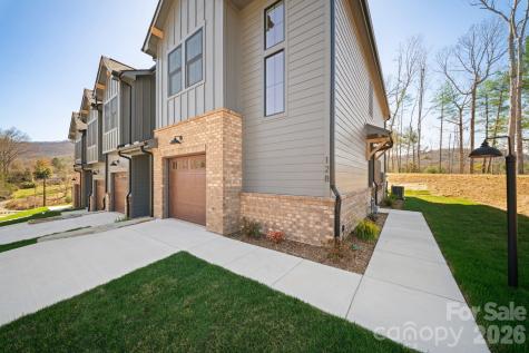 128 Collin Place Asheville NC 28804