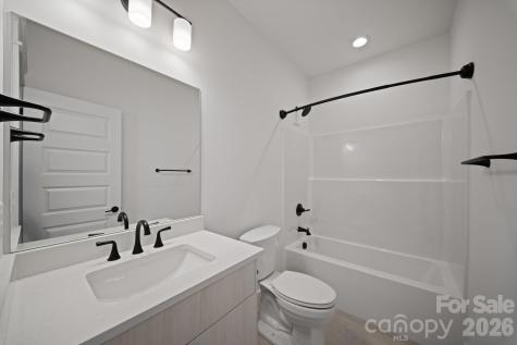 128 Collin Place Asheville NC 28804