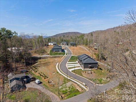 128 Collin Place Asheville NC 28804