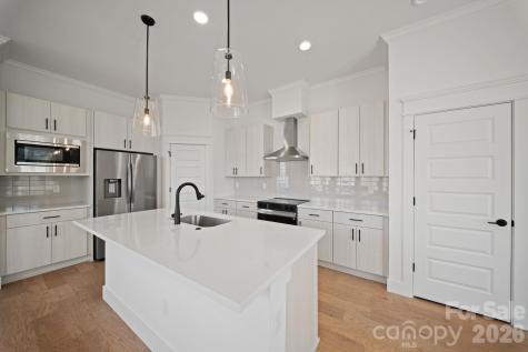 128 Collin Place Asheville NC 28804