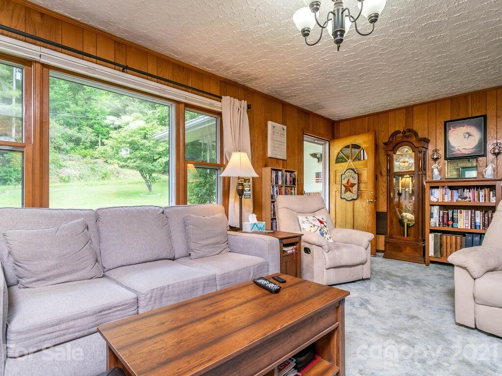 264 Connestee Road Brevard NC 28712