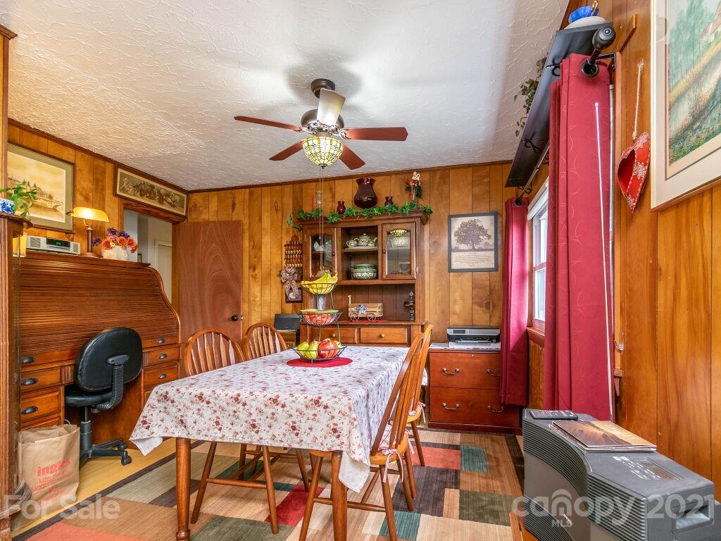 264 Connestee Road Brevard NC 28712