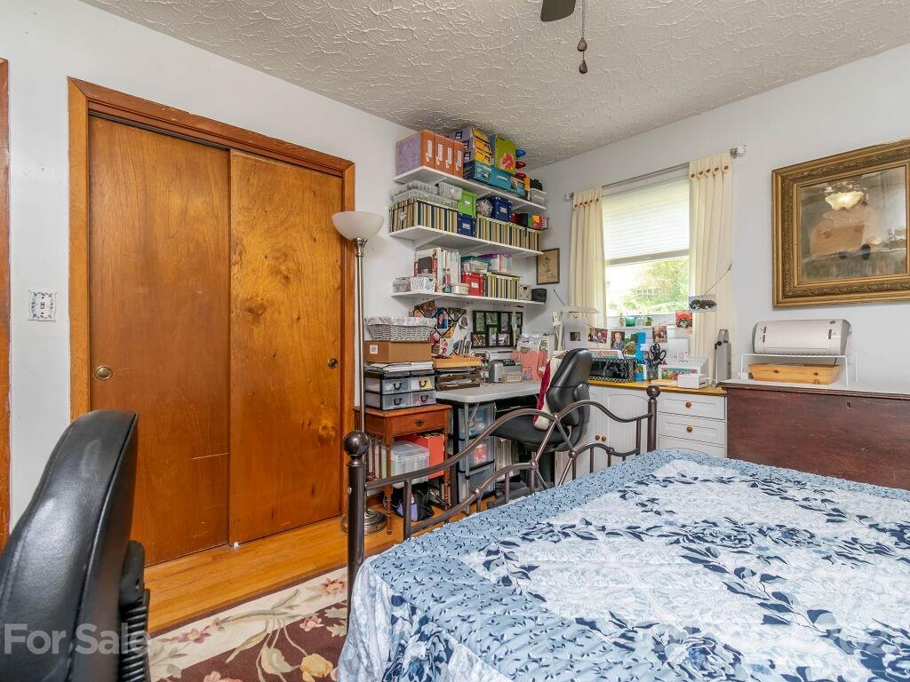 264 Connestee Road Brevard NC 28712
