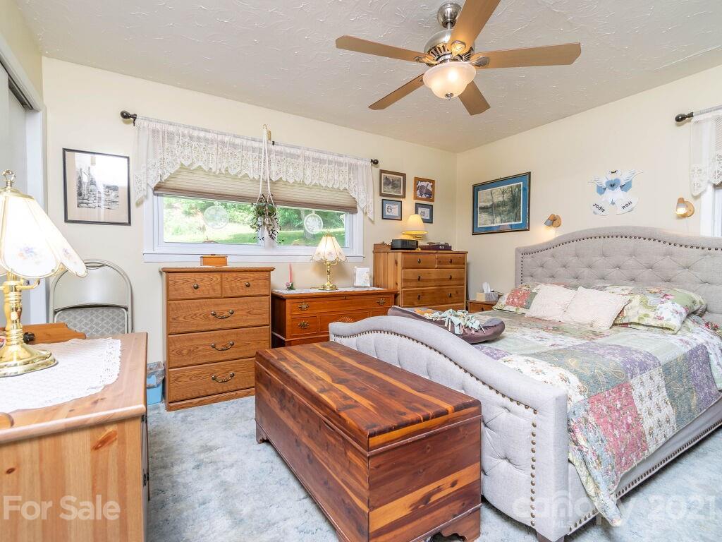 264 Connestee Road Brevard NC 28712