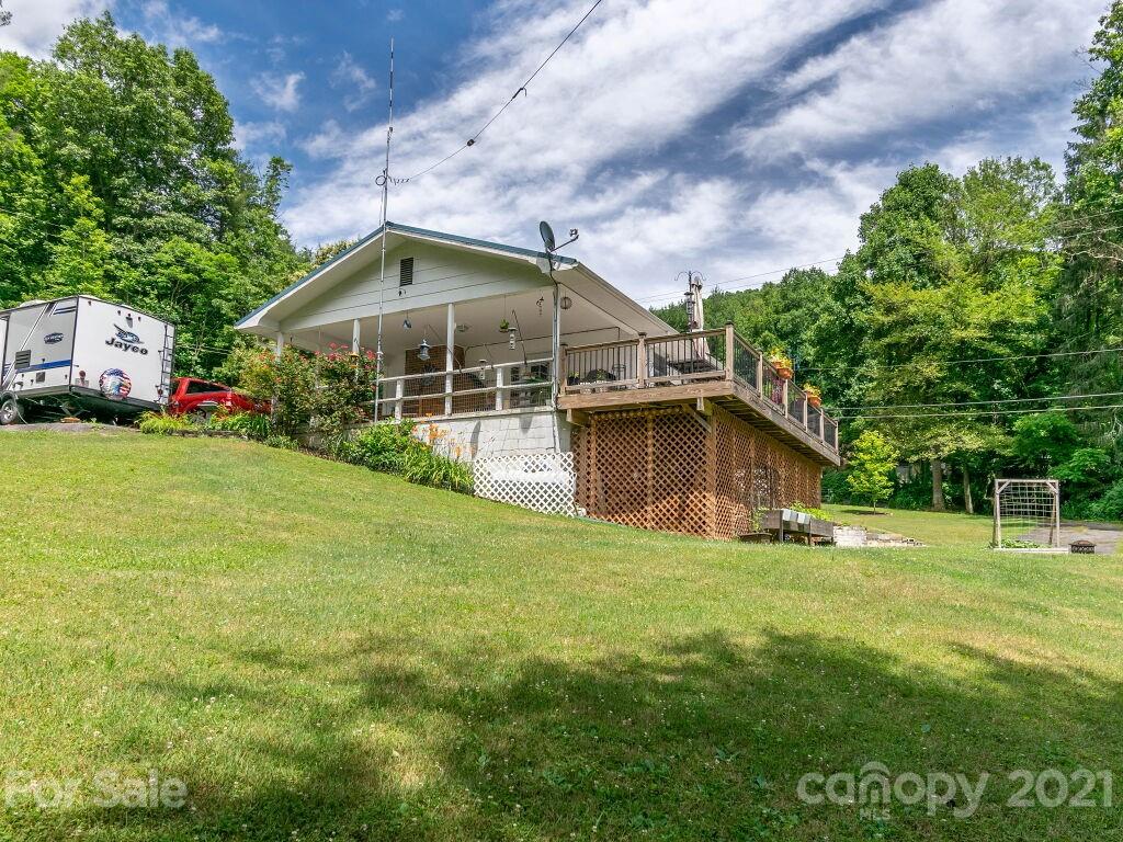 264 Connestee Road Brevard NC 28712