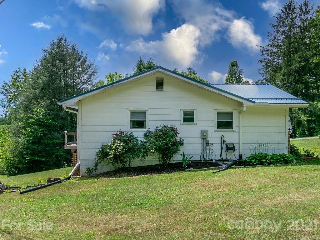 264 Connestee Road Brevard NC 28712