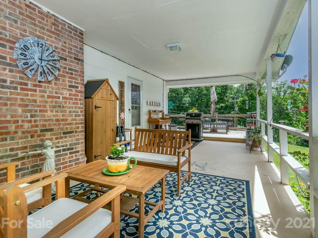 264 Connestee Road Brevard NC 28712
