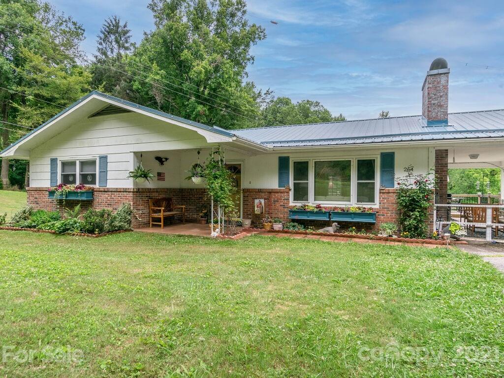 264 Connestee Road Brevard NC 28712