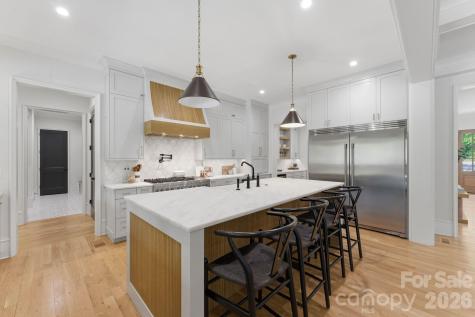 409 Bertonley Avenue Charlotte NC 28211