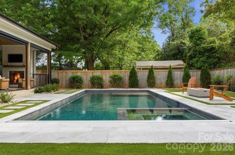 409 Bertonley Avenue Charlotte NC 28211