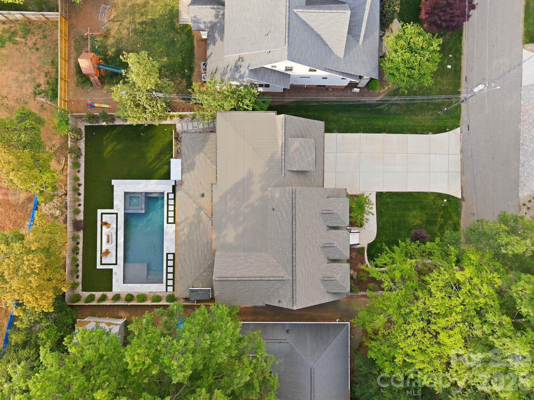 409 Bertonley Avenue Charlotte NC 28211