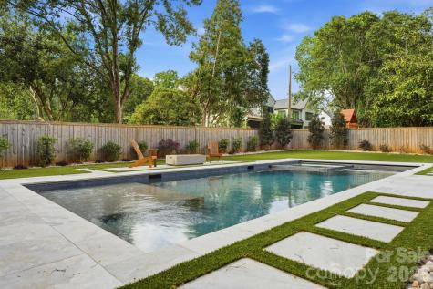 409 Bertonley Avenue Charlotte NC 28211