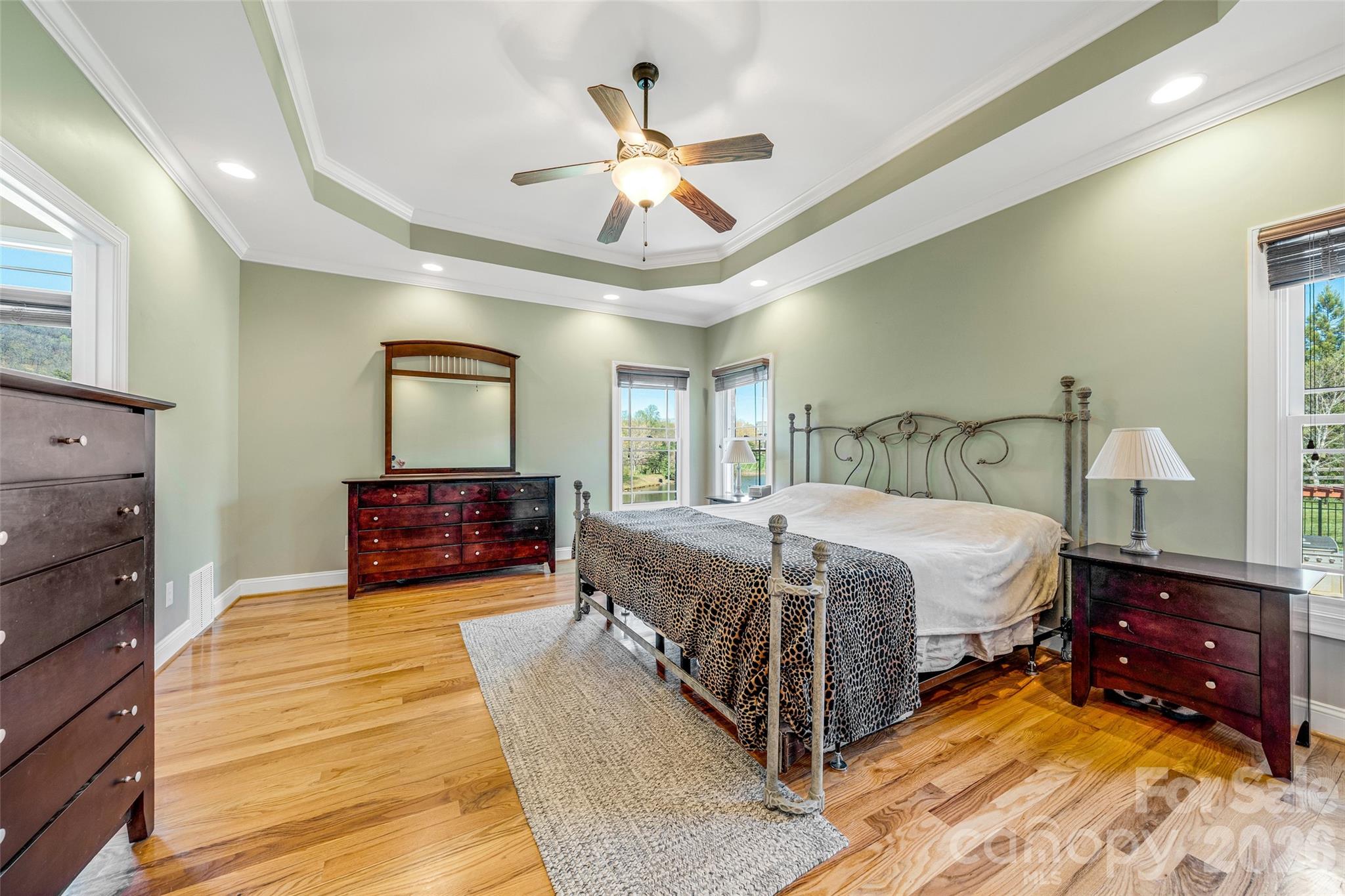 5873 Bakers Point Hickory NC 28602