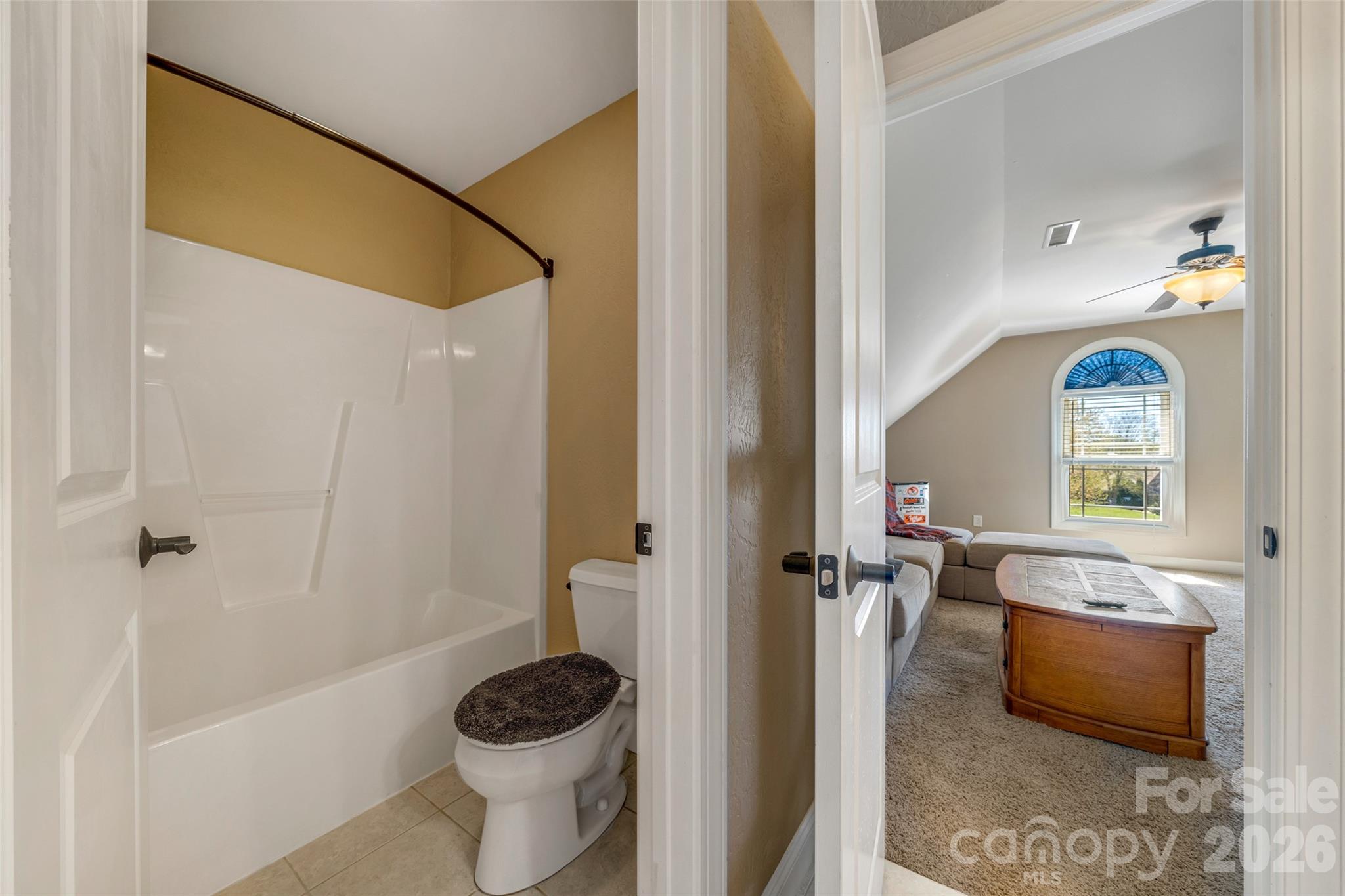 5873 Bakers Point Hickory NC 28602