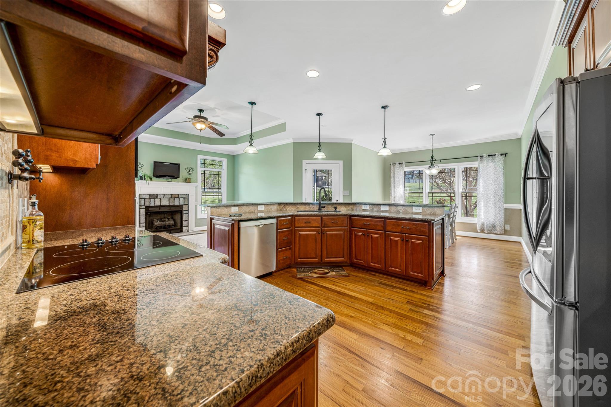 5873 Bakers Point Hickory NC 28602