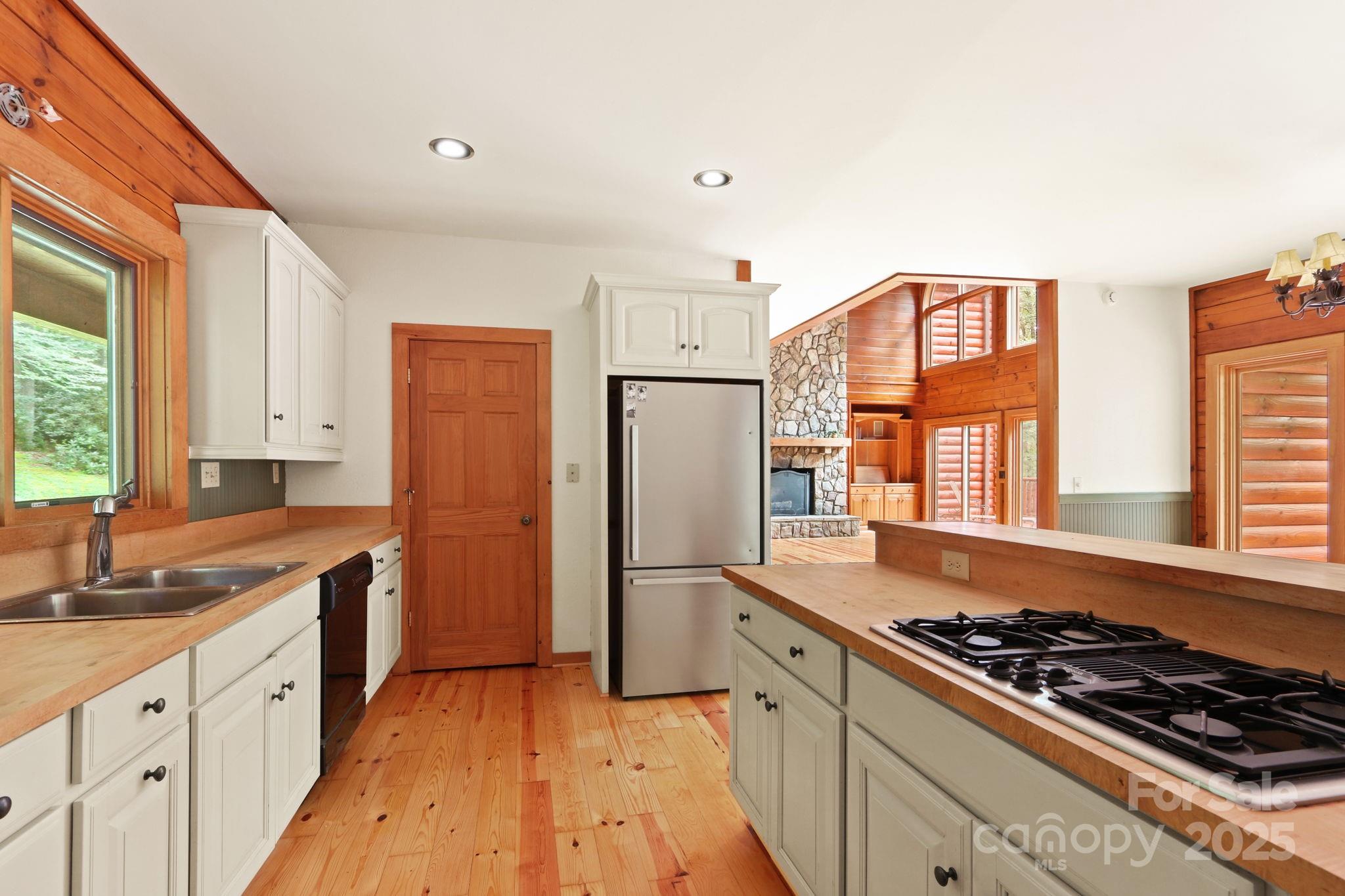 4102 Highway 221 S Blowing Rock NC 28605