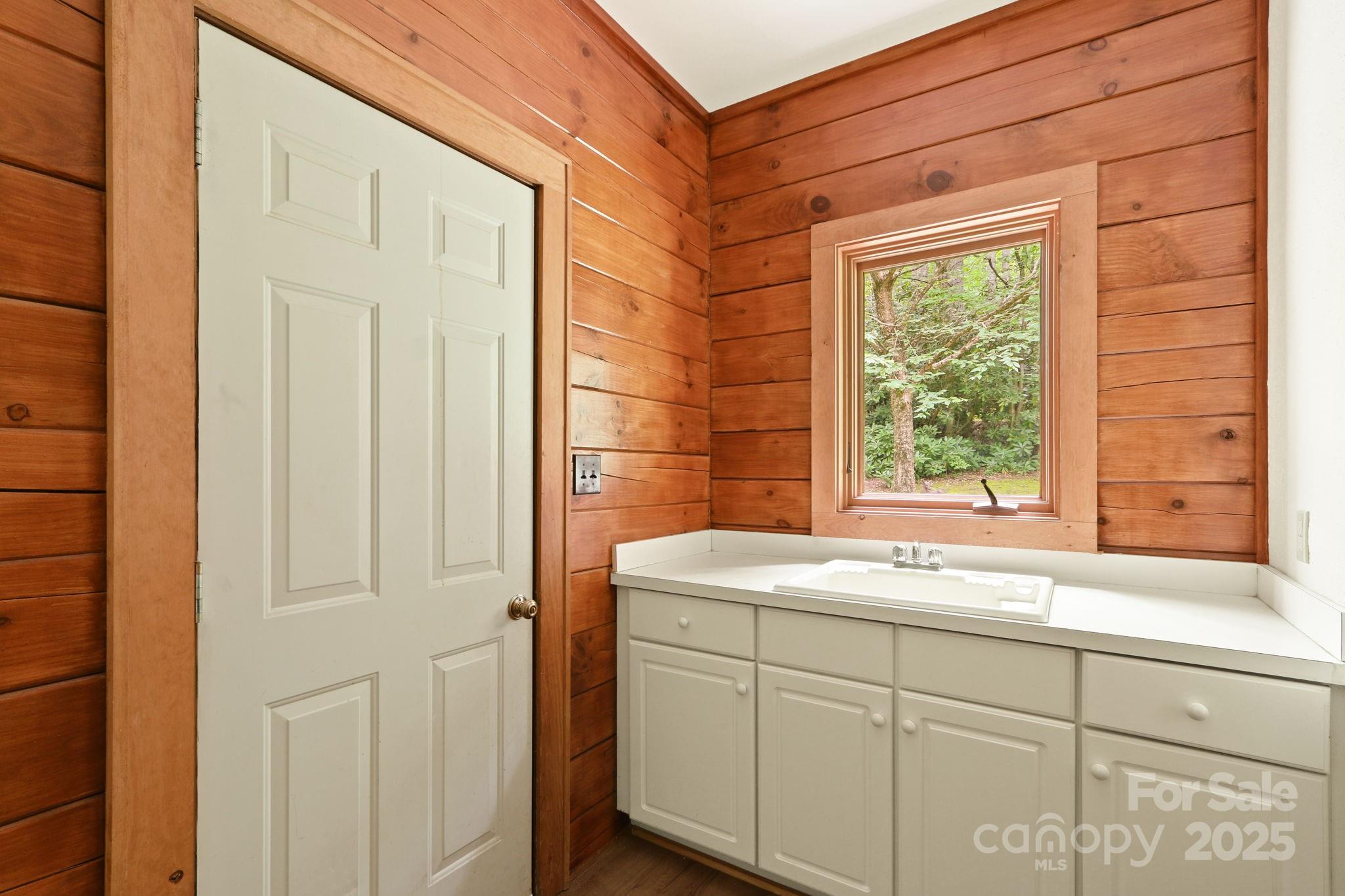 4102 Highway 221 S Blowing Rock NC 28605