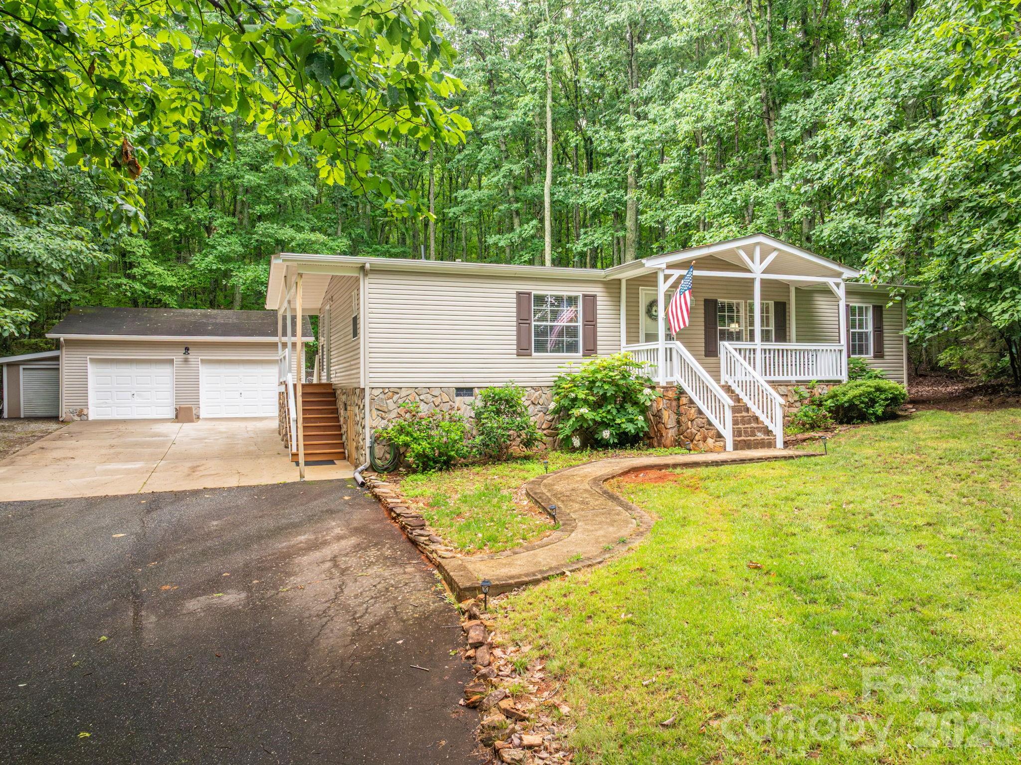 5043 Pebble Stone Road Maiden NC 28650