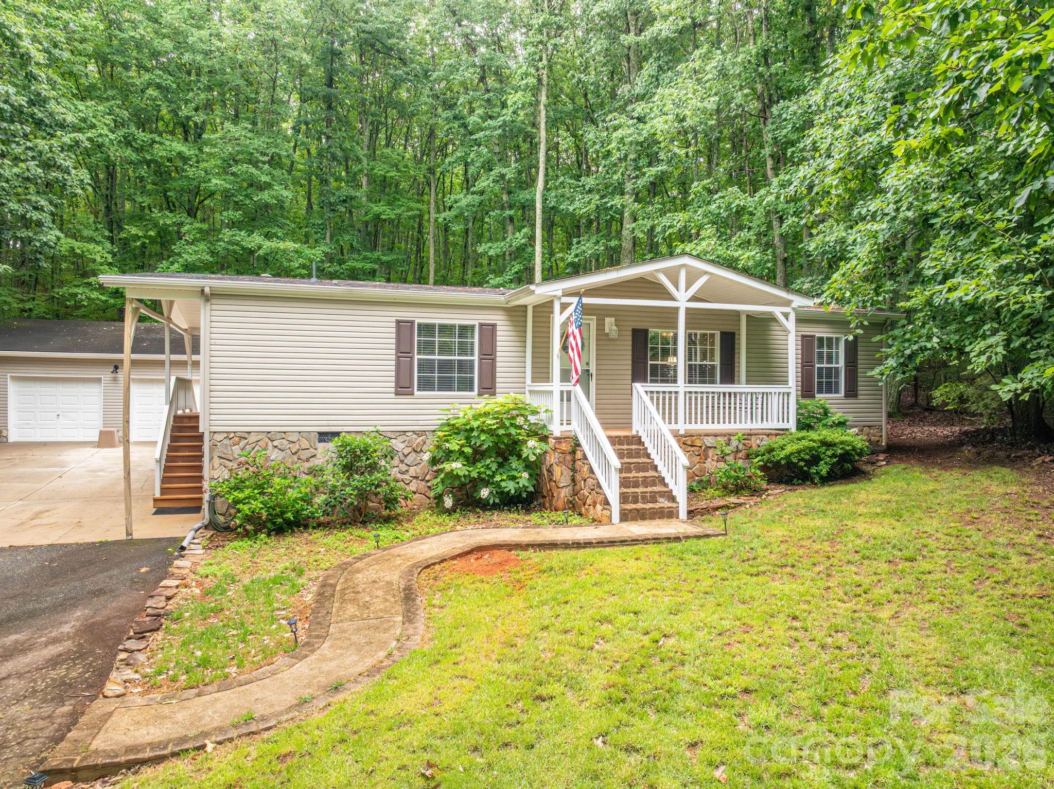 5043 Pebble Stone Road Maiden NC 28650