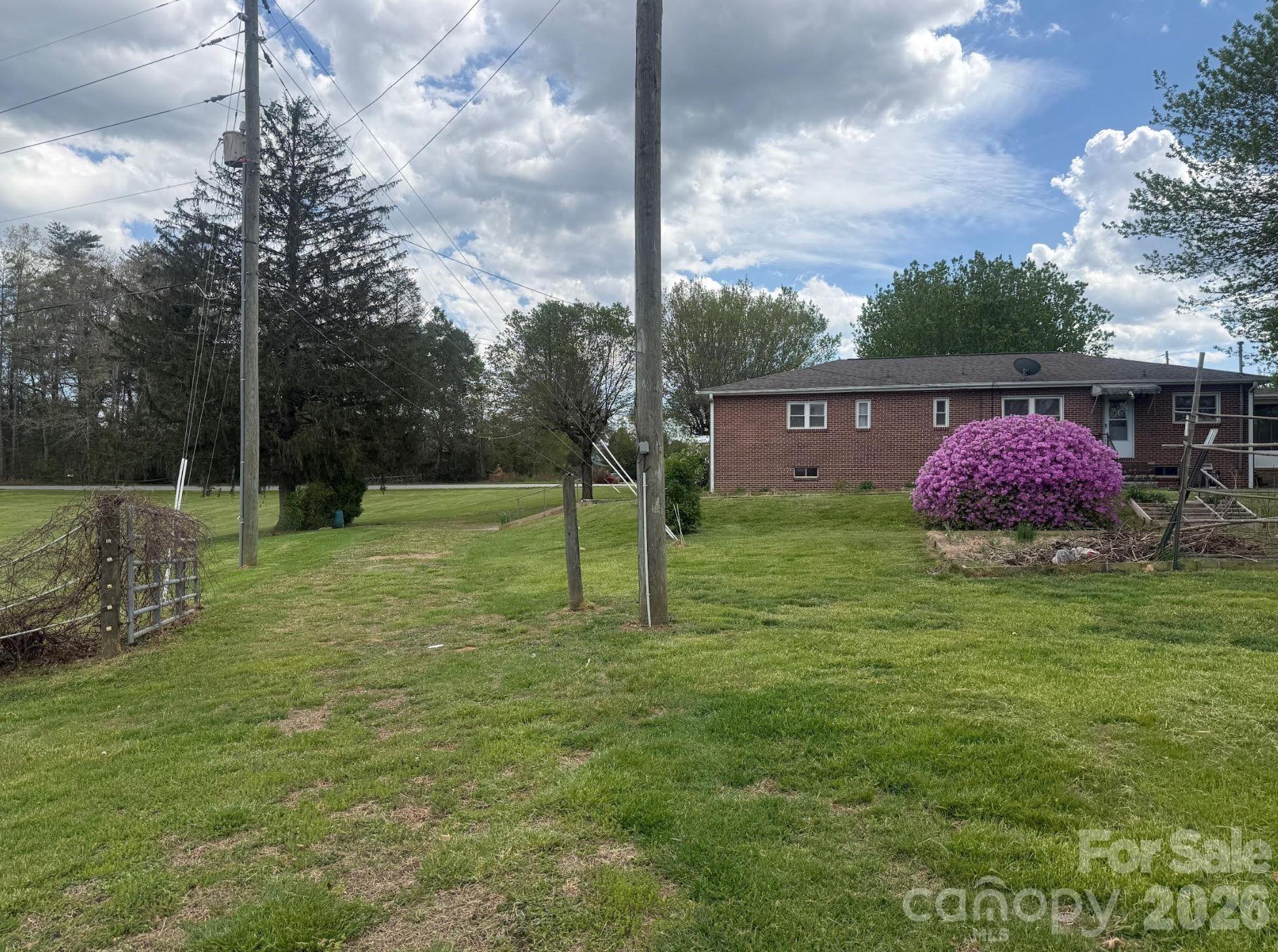 343 Brickyard Road Etowah NC 28729